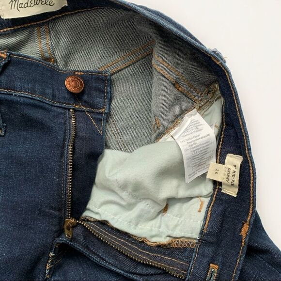 MADEWELL Dark Wash 9” Skinny Jeans! - Picture 6 of 8